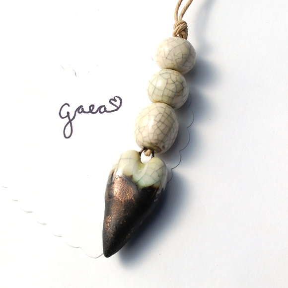 gaeaceramicbead3-6-6.jpg