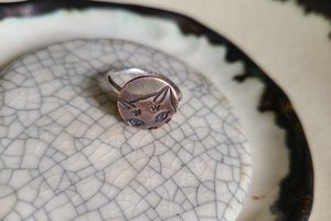 Peek-a-boo Cat/ Copper and Sterling Silver Ring Size 4 1/2