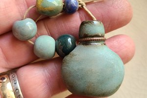True Blue / Ceramic Pendant and Bead Set