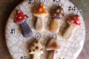 Tiny Mushrooms / Ceramic Mushroom Charms (pre-order)
