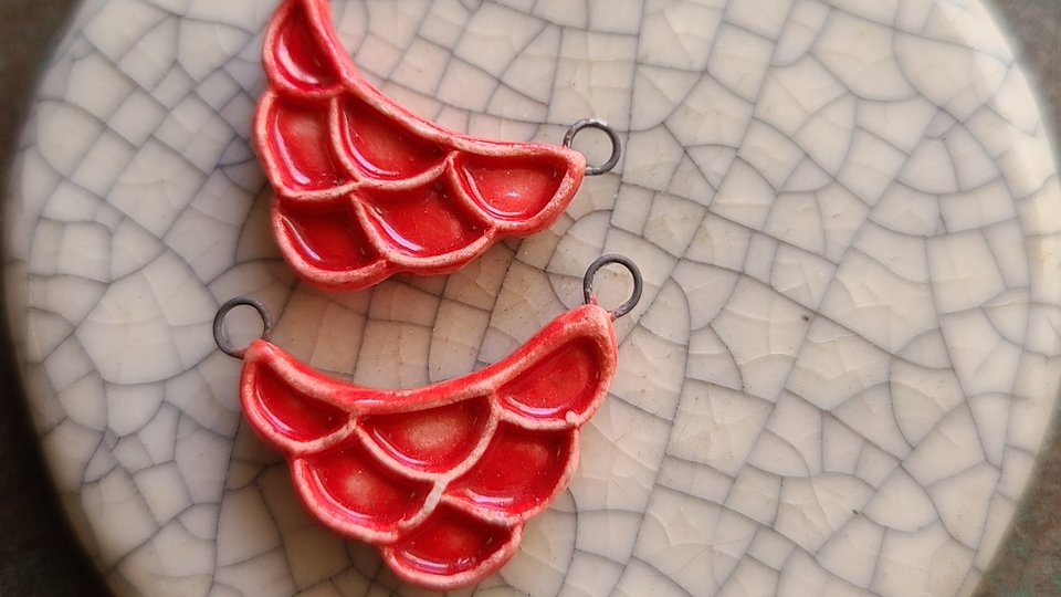 Scalloped / Ceramic Charm Set