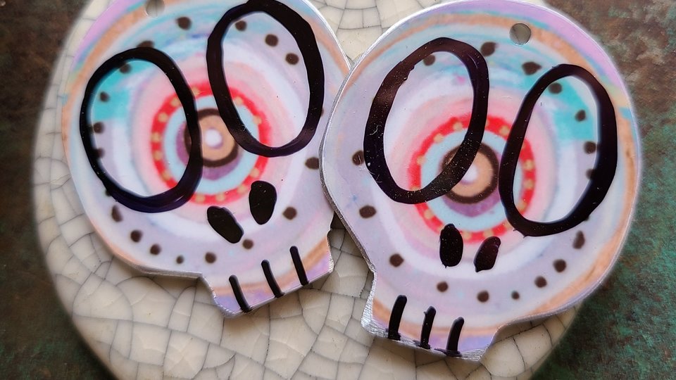 Vertigo / Art Skull Charms