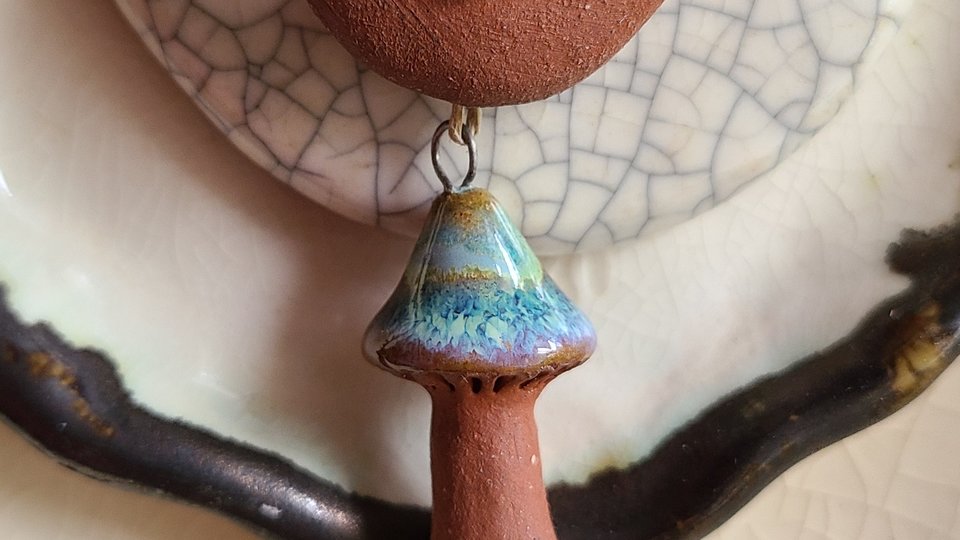 Fly Away / Ceramic Pendant and Bead Set