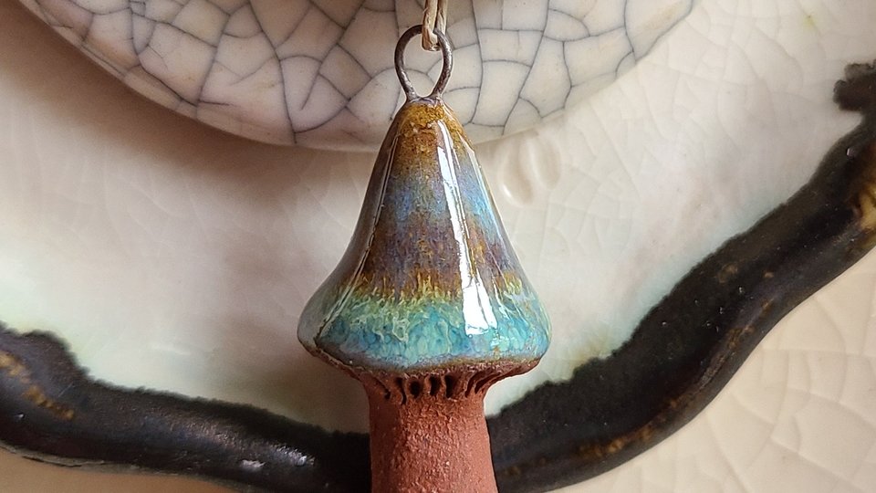 Garden Life / Ceramic Pendant and Bead Set
