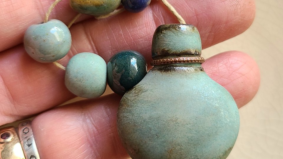 True Blue / Ceramic Pendant and Bead Set