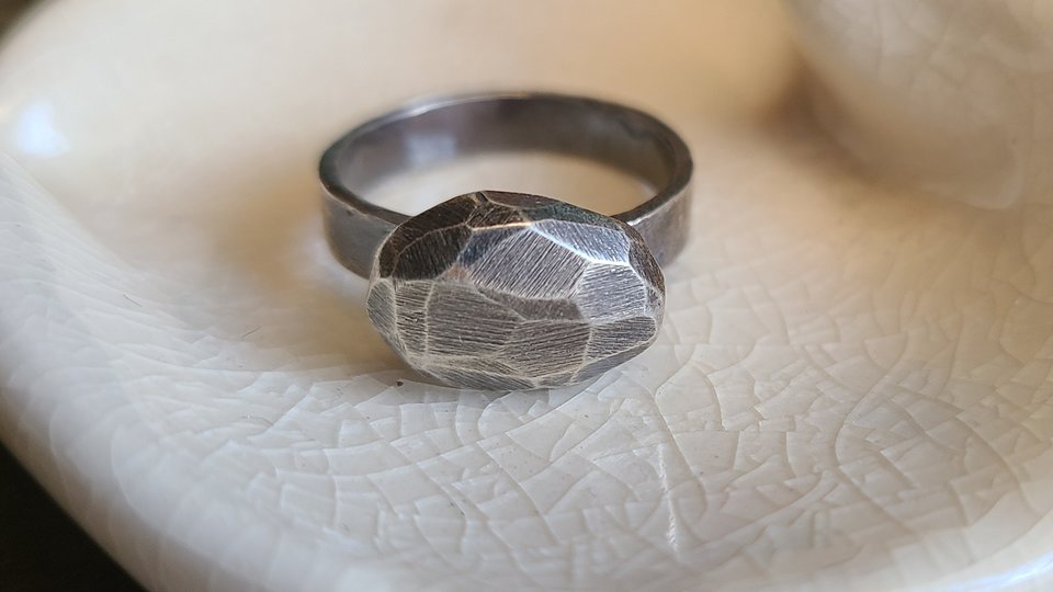 Gem / Adjustable Silver Ring