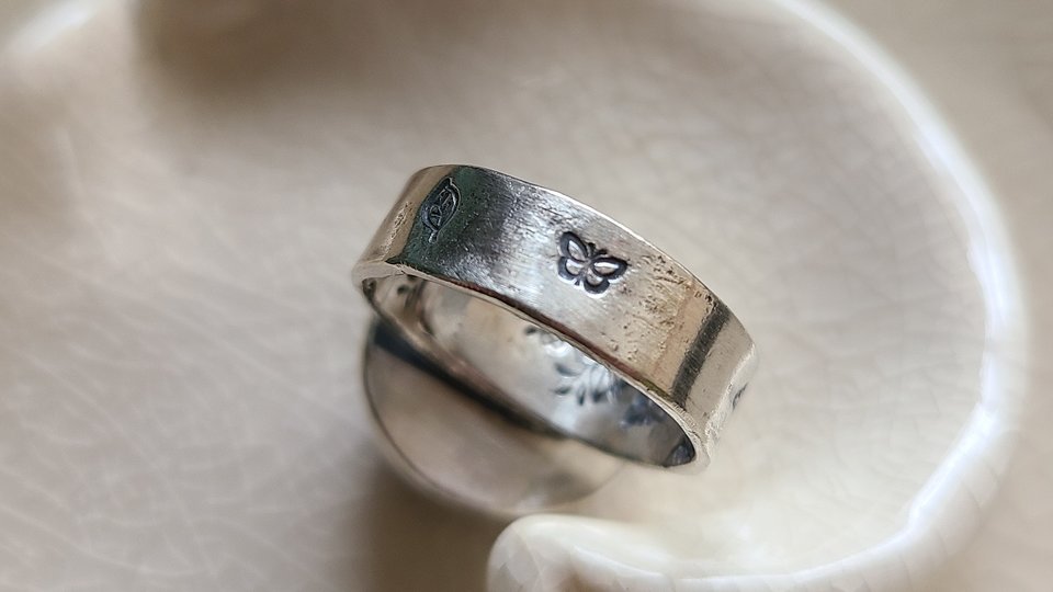 Secret Garden / Purple Ceramic & Silver Ring
