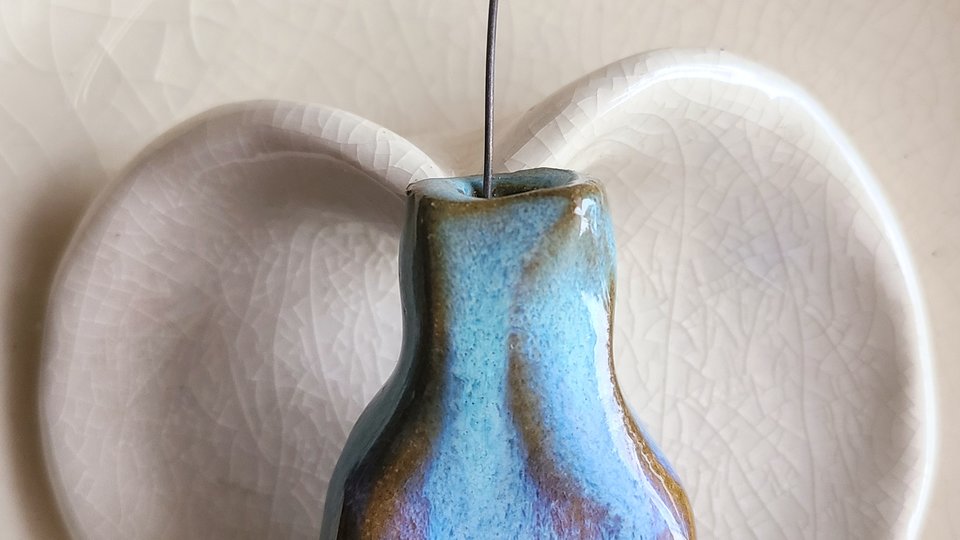 Dreams / Ceramic Mini Vase & Pod