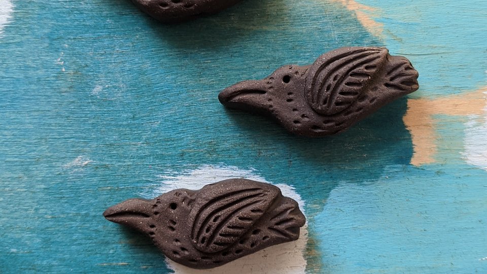 Caw / Ceramic Crow Bead