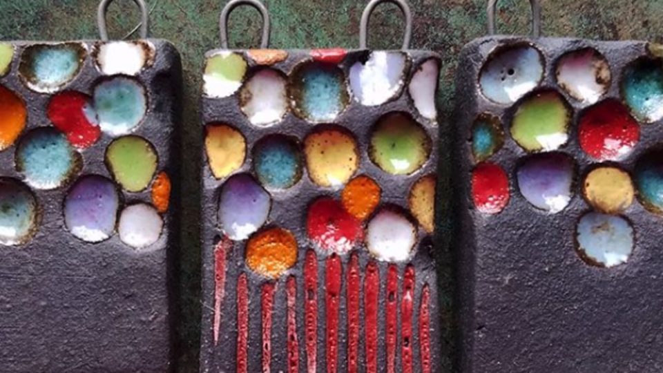 Blooming Dots / Ceramic Pendan