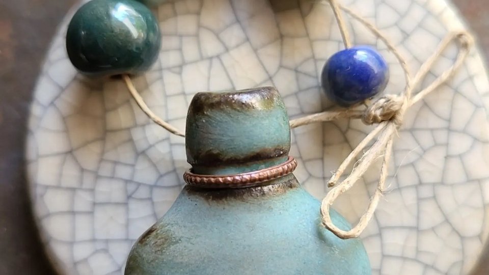 True Blue / Ceramic Pendant and Bead Set