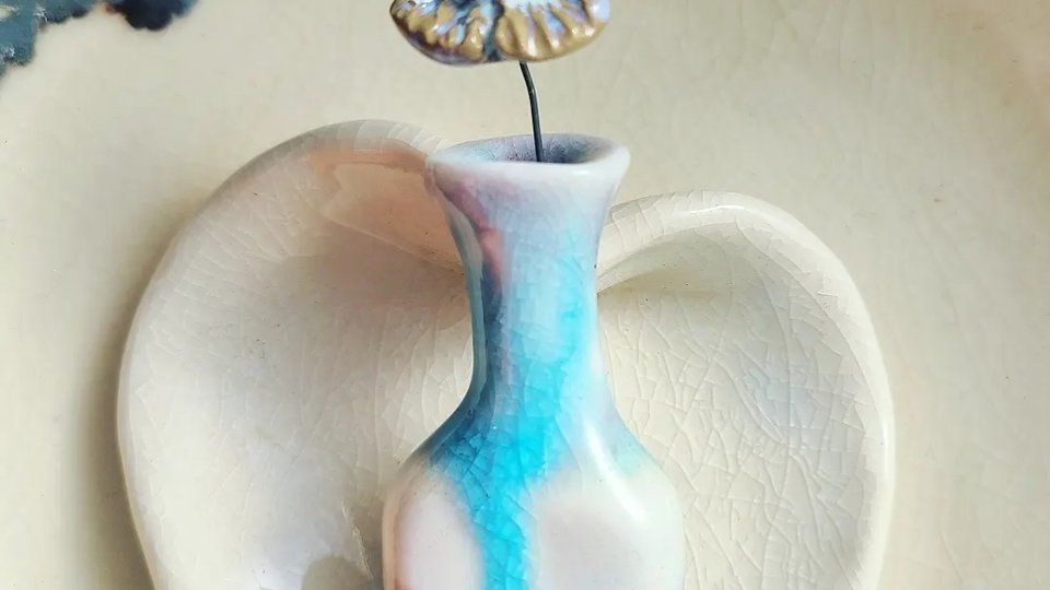 Spring / Ceramic Mini Vase & Flower